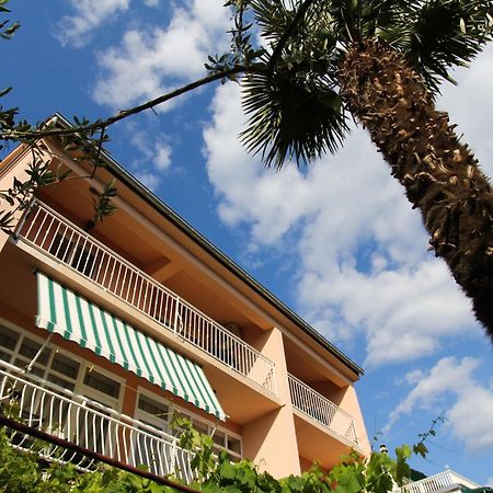 Apartmani Roje Sveti Filip I Jakov Ngoại thất bức ảnh