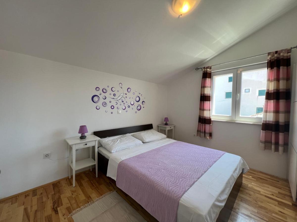 Apartmani Roje Sveti Filip I Jakov Ngoại thất bức ảnh