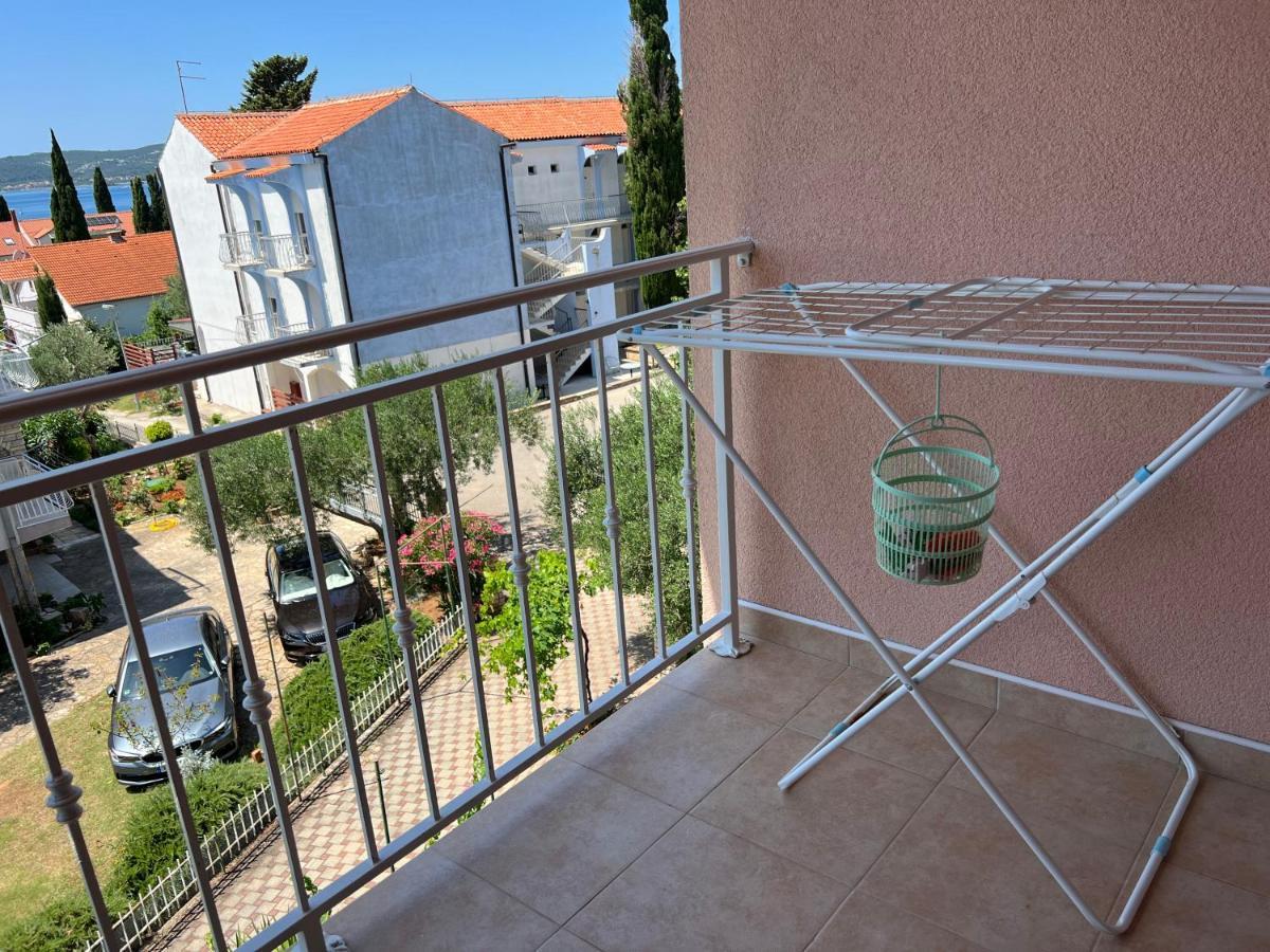 Apartmani Roje Sveti Filip I Jakov Ngoại thất bức ảnh