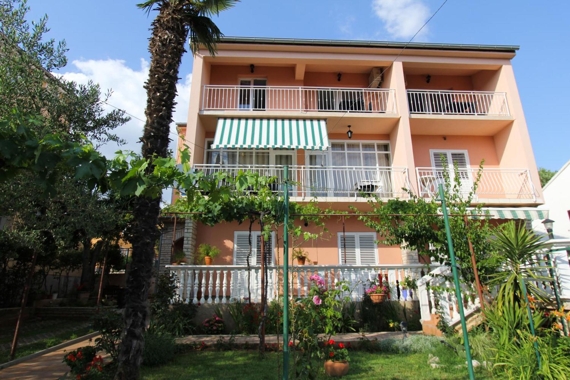Apartmani Roje Sveti Filip I Jakov Ngoại thất bức ảnh